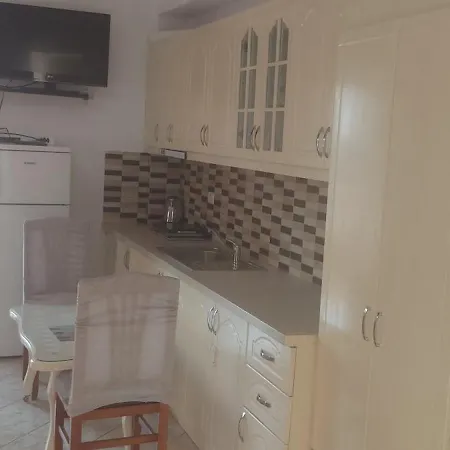 Vila Eri *